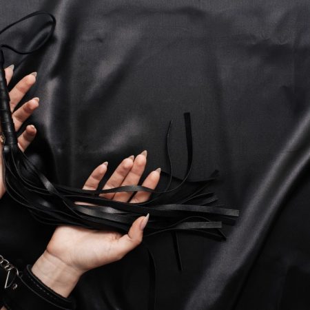 Faire l&rsquo;amour attaché : explorer le bondage dans votre intimité