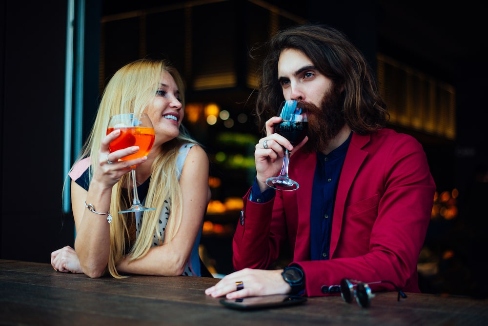 Sexualiser une conversation : techniques efficaces & exemples